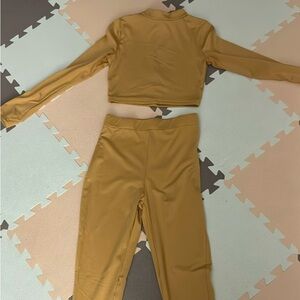 Semi fleece lined 2 piece with crop top and high rise leggings